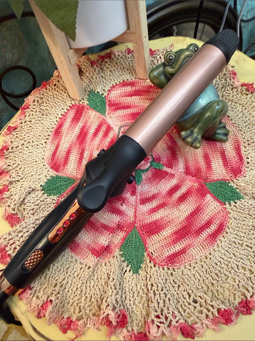 👩🦱👩🦱👩🦱BOGOHO👩🦱👩🦱👩🦱Rose Gold Curling Iron /Straightener– Styling Tool